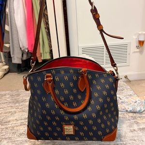 Dooney & Bourke Bag